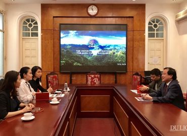 Phó Tổng cục trưởng Hà Văn Siêu tiếp đại diện kênh truyền hình Mỹ CNBC