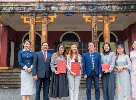 Huế: Điểm Sáng Đầu Tư và Phát Triển Dựa Trên Di Sản Văn Hóa