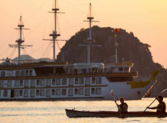 Phóng viên SCMP: “Hành trình khám phá Vịnh Hạ Long là một trải nghiệm hạnh phúc”  